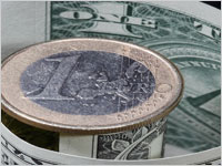 Euro risale contro il dollaro